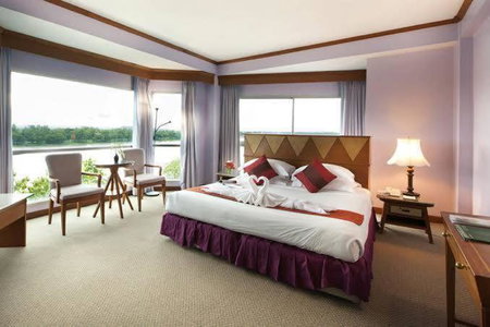 Viang Tak Riverside Hotel, Tak, Thailand