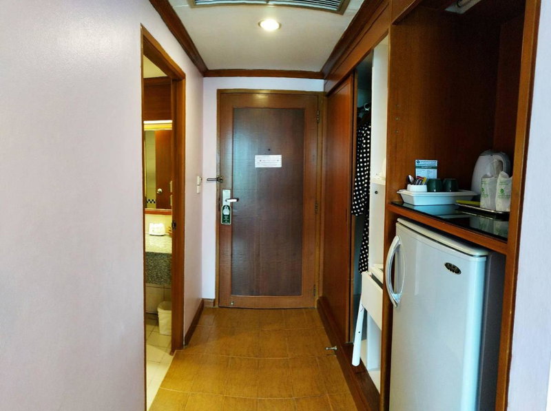 Viang Tak Riverside Hotel, Tak, Thailand