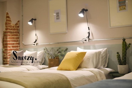 Snoozy Guesthouse, Phuket Town, Thailand