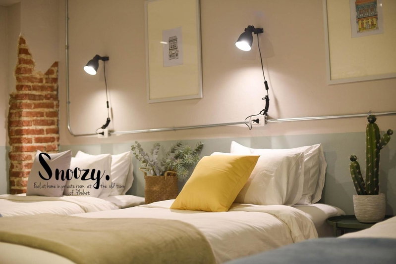 Snoozy Guesthouse, Phuket Town, Thailand