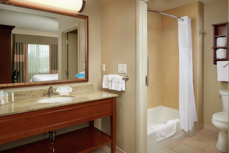 Hampton Inn and Suites Salem, Salem, United States