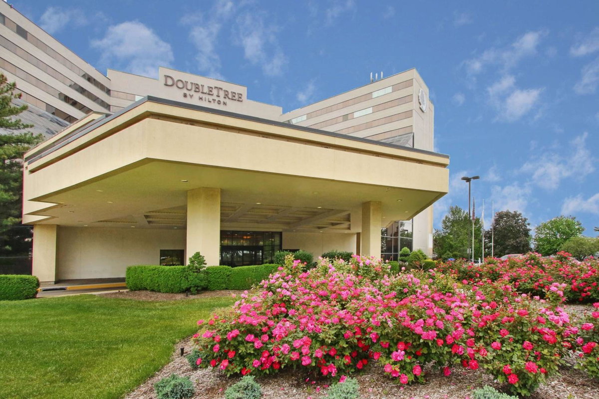Hotel · DoubleTree by Hilton Hotel Newark Airport, Newark