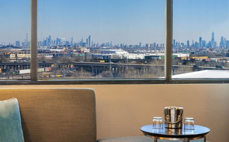 DoubleTree by Hilton Hotel Newark Airport, Newark, United States