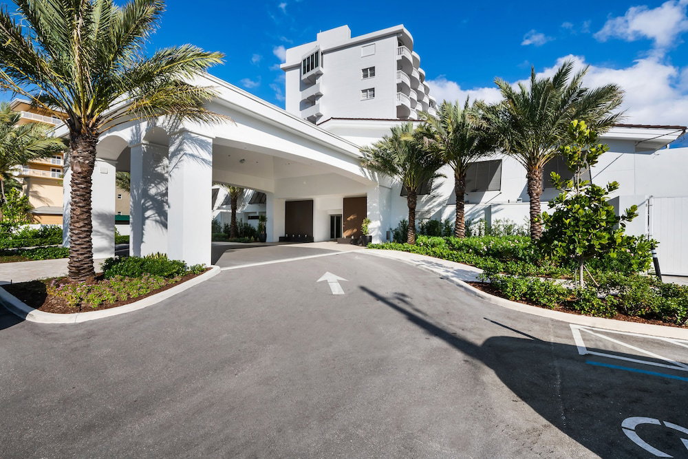 Beachcomber Resort & Club, Estados Unidos