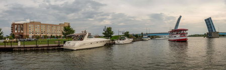 DoubleTree by Hilton Bay City - Riverfront, Bay City, United States