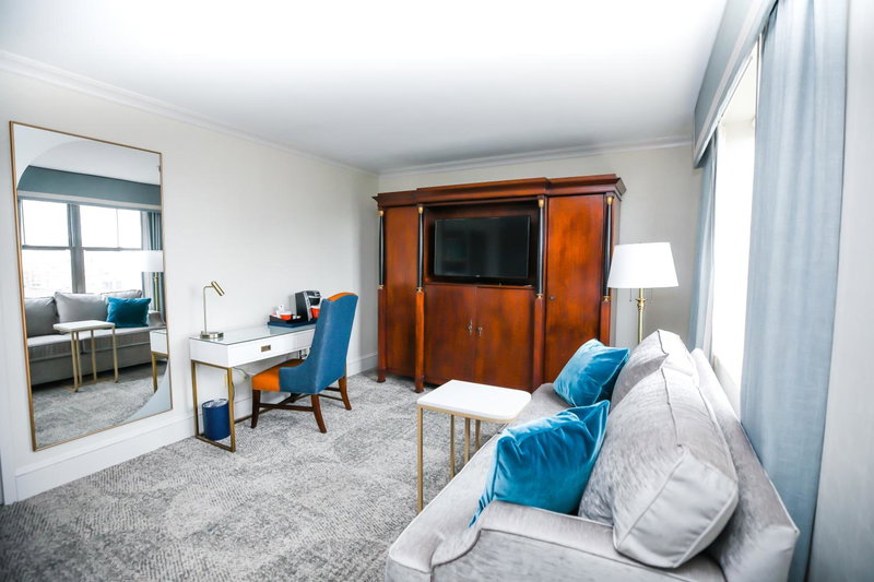 Dunhill Hotel, Charlotte, United States