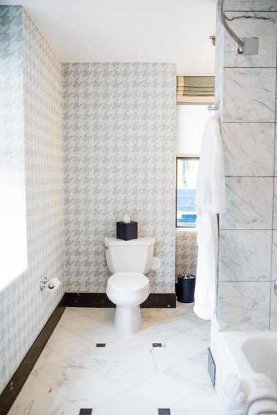 Dunhill Hotel, Charlotte, United States