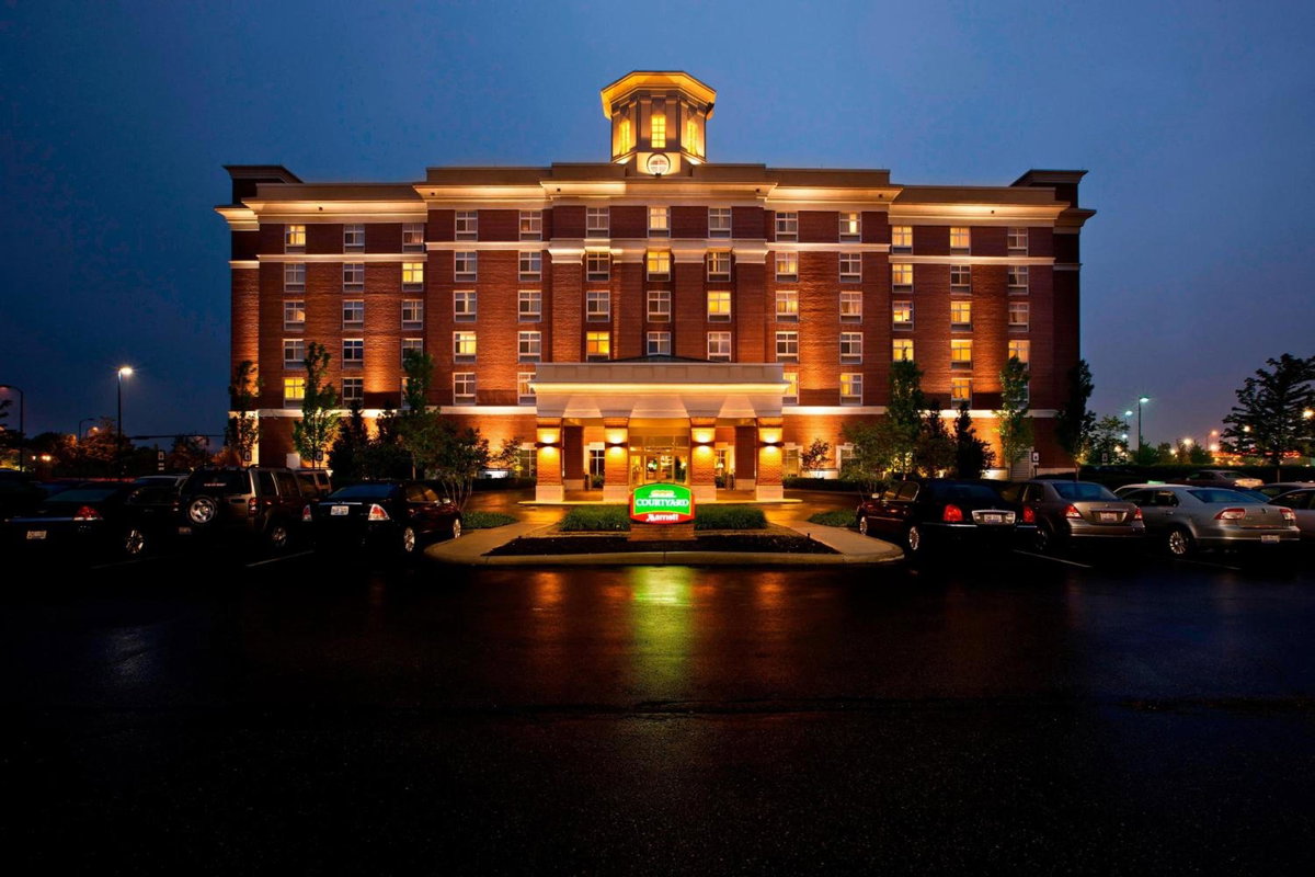 Hotel · Courtyard Columbus Easton, Columbus