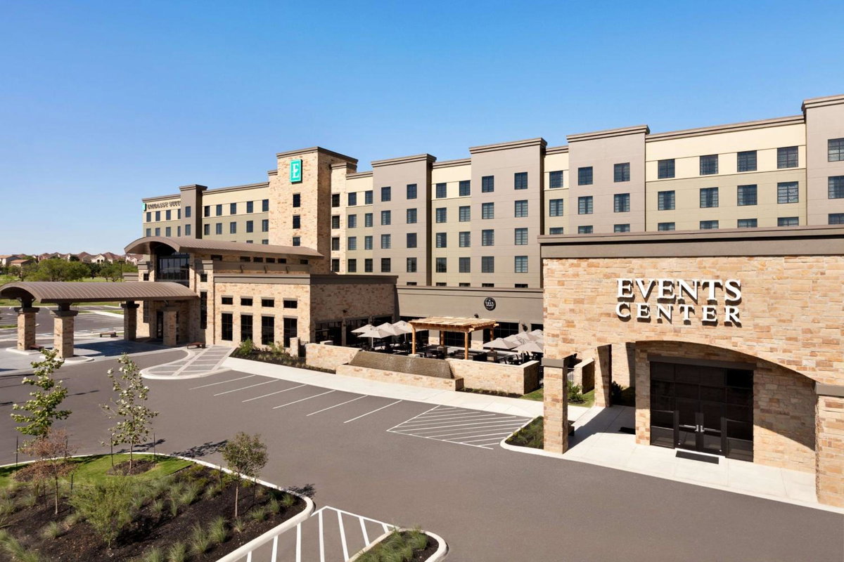 Embassy Suites San Antonio Brooks City Base Hotel & Spa, États-Unis