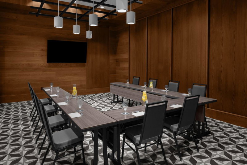 Renaissance Columbus Westerville-Polaris Hotel, Westerville, United States
