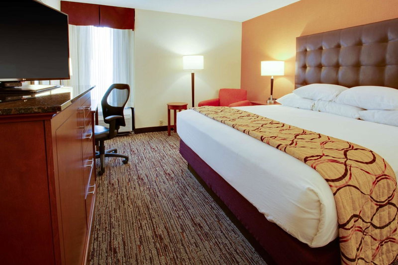 Drury Inn & Suites Terre Haute, Terre Haute, United States