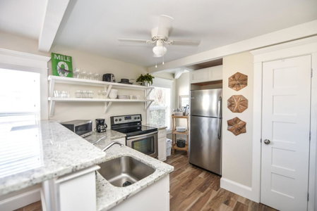 Tropical Breeze Resort, Siesta Key, United States