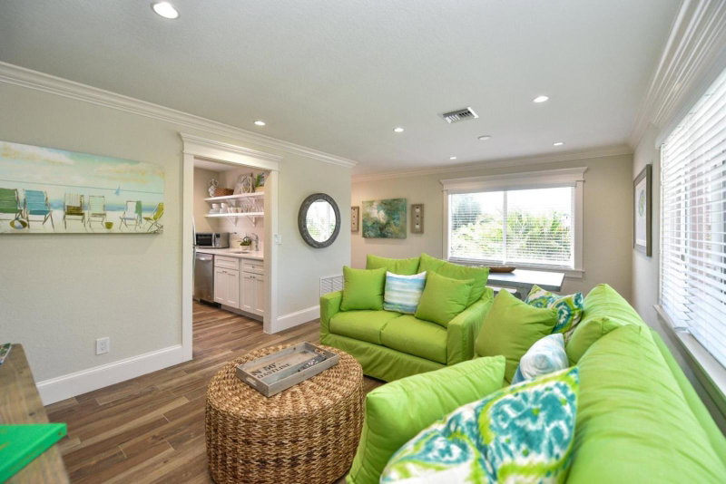 Tropical Breeze Resort, Siesta Key, United States