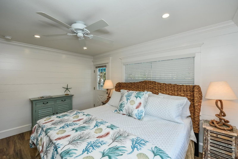 Tropical Breeze Resort, Siesta Key, United States