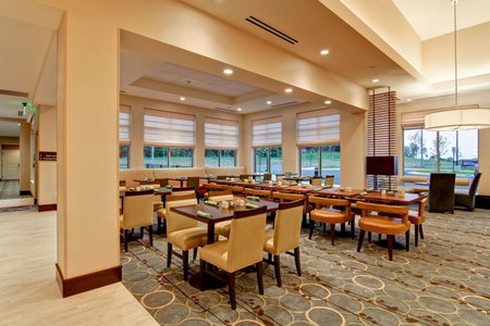 Hilton Garden Inn Woodbridge, Woodbridge, Vereinigte Staaten