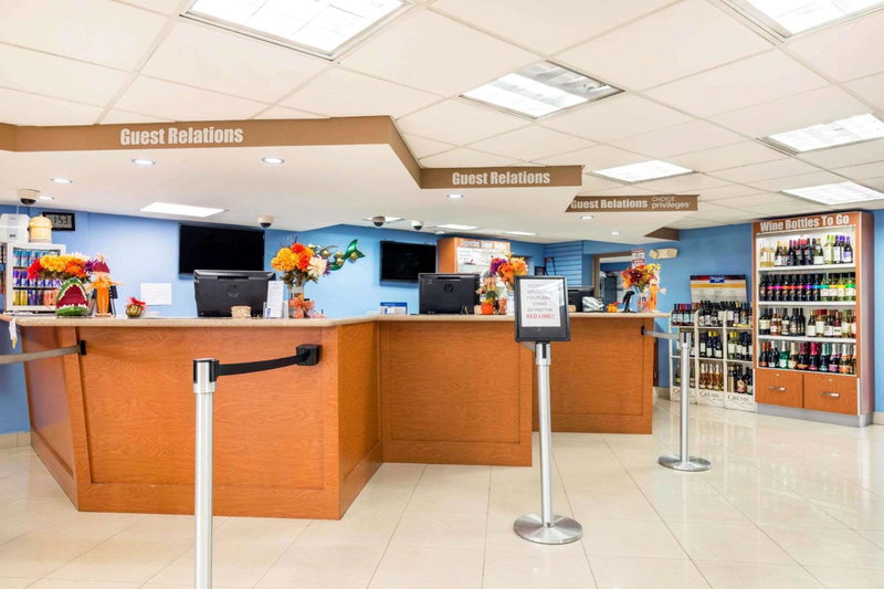 Rodeway Inn & Suites Fort Lauderdale Airport & Cruise Port, Fort Lauderdale, Соединённые Штаты