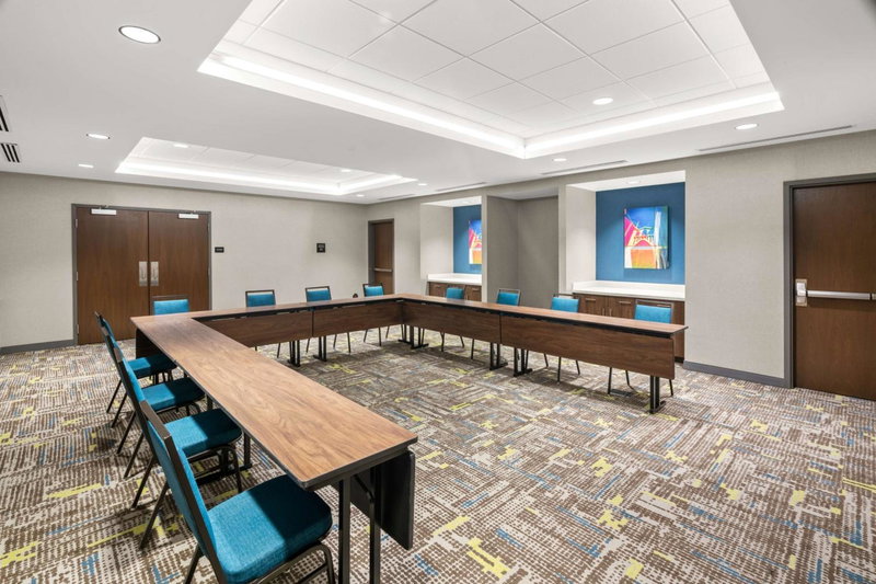 Hampton Inn & Suites Tigard, Tigard, United States