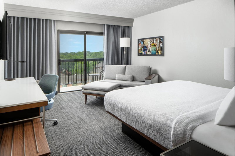 Courtyard by Marriott New Orleans Metairie, Metairie, United States