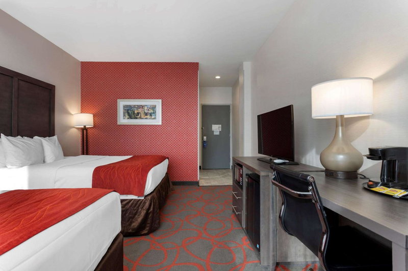 Comfort Inn & Suites near Stadium, Bronx, Соединённые Штаты