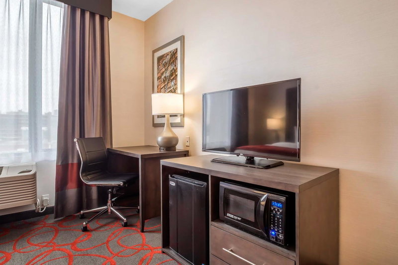 Comfort Inn & Suites near Stadium, Bronx, Соединённые Штаты