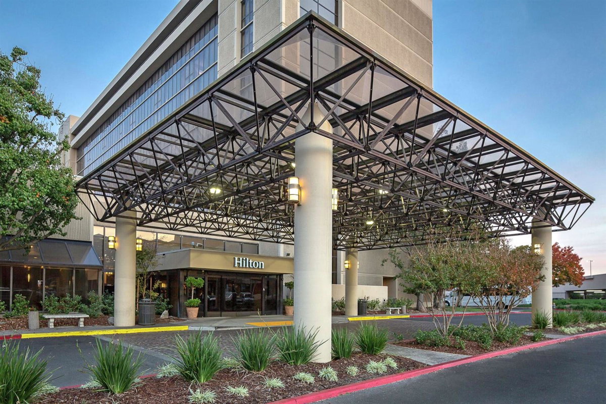 Отель · Hilton Sacramento Arden West, Sacramento