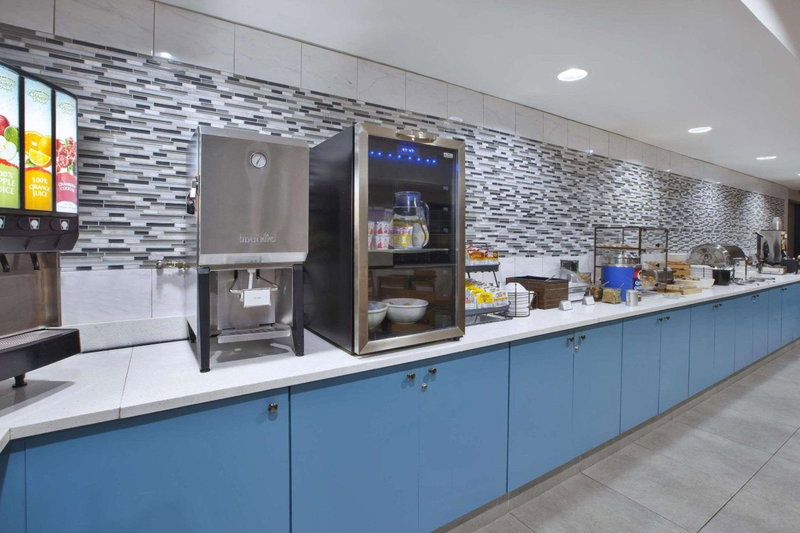 Country Inn & Suites by Radisson, Big Rapids, MI, Big Rapids, United States