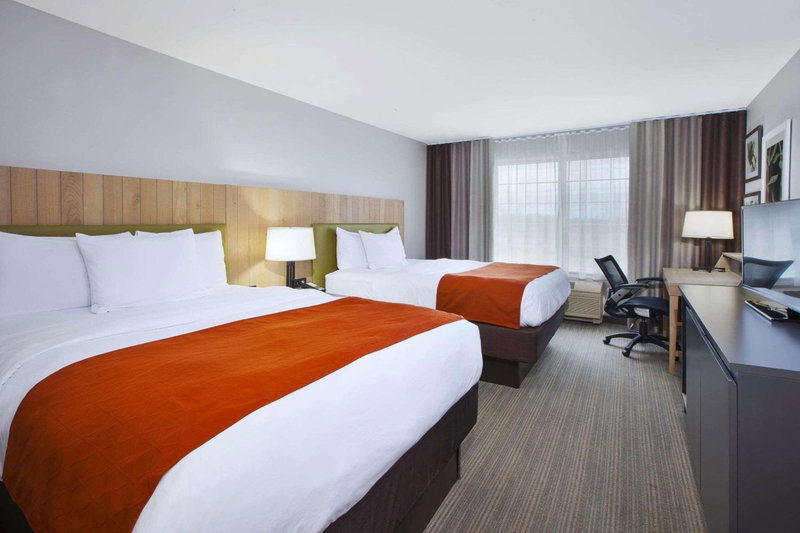 Country Inn & Suites by Radisson, Big Rapids, MI, Big Rapids, United States