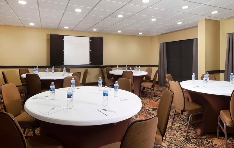 Hampton Inn Charleston-Southridge, Charleston, United States