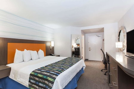 Days Inn by Wyndham Lanham Washington DC, Lanham, United States