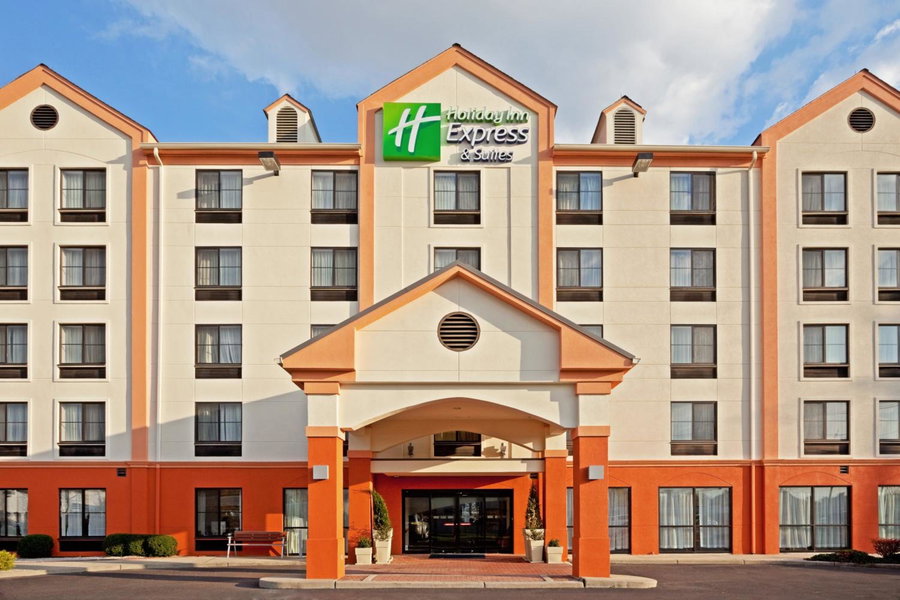 Holiday Inn Express Hotel & Suites Meadowlands Area by IHG, Carlstadt, Estados Unidos