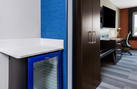 Holiday Inn Express & Suites Sanford - Lake Mary by IHG, Sanford, United States