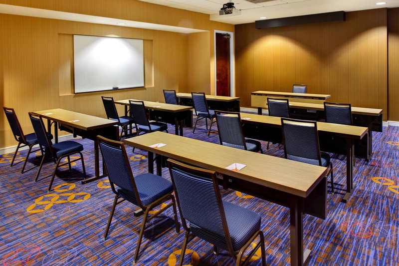 Courtyard by Marriott Atlanta Buckhead, Atlanta, United States