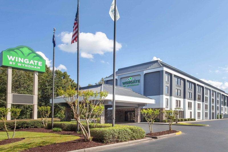 Wingate by Wyndham Charleston Coliseum, Charleston, United States