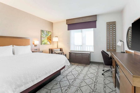 Hampton Inn & Suites Windsor-Sonoma Wine Country, Windsor, United States