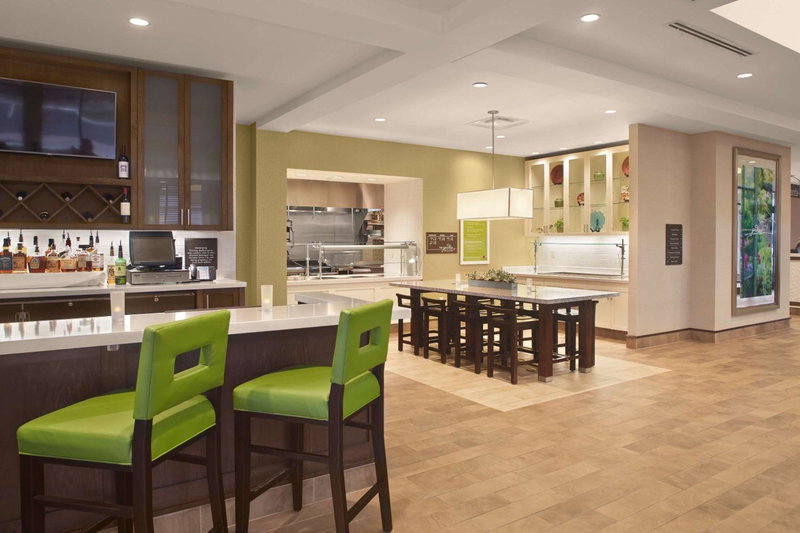 Hilton Garden Inn Akron, Akron, United States