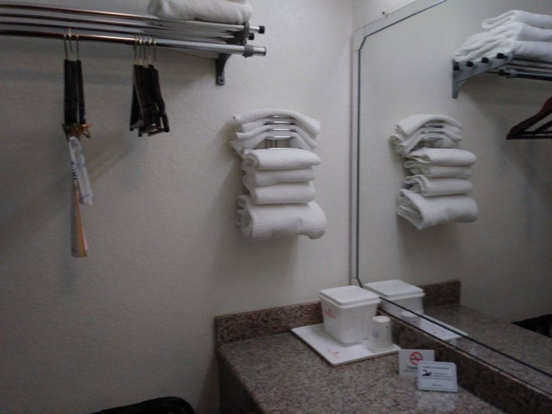 Ramada by Wyndham Temple Terrace/Tampa North, Tampa, United States