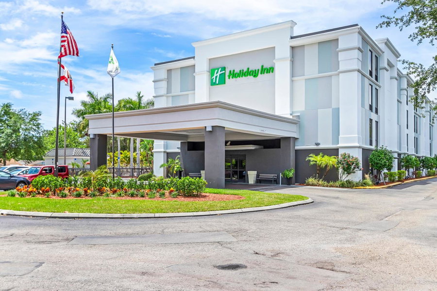 Holiday Inn - St. Petersburg West by IHG, St Petersburg, United States