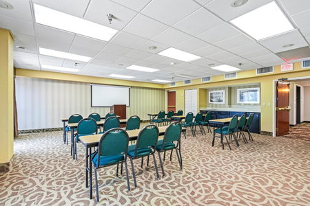 Holiday Inn - St. Petersburg West by IHG, St Petersburg, United States