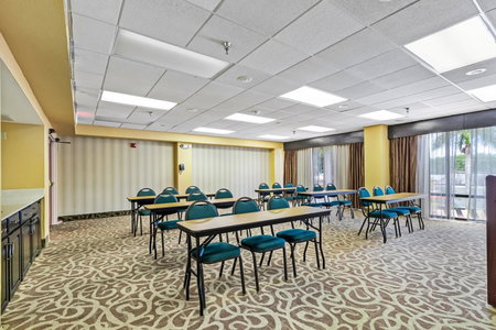 Holiday Inn - St. Petersburg West by IHG, St Petersburg, United States