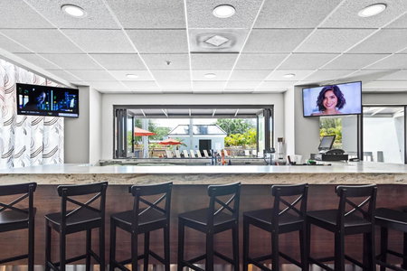 Holiday Inn - St. Petersburg West by IHG, St Petersburg, United States
