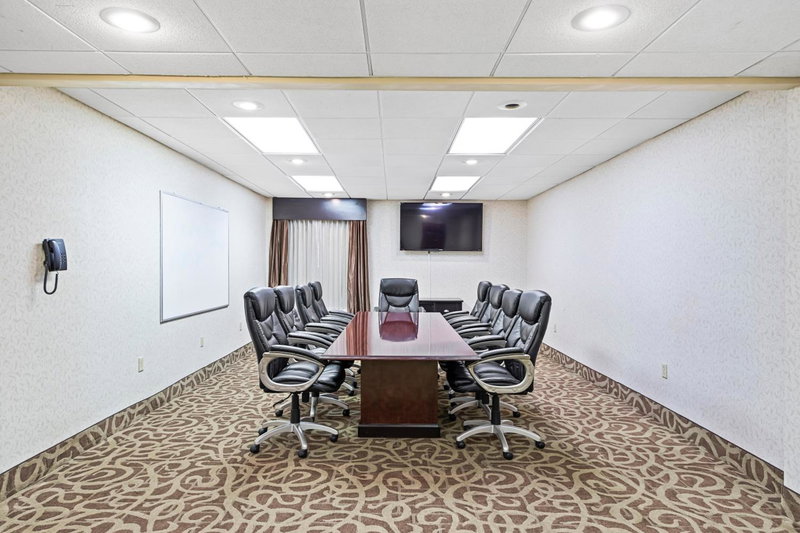 Holiday Inn - St. Petersburg West by IHG, St Petersburg, United States