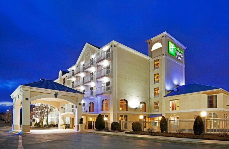 Holiday Inn Express & Suites Asheville SW - Outlet Ctr Area by IHG, Asheville, United States