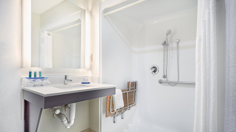 Holiday Inn Express & Suites Asheville SW - Outlet Ctr Area by IHG, Asheville, United States