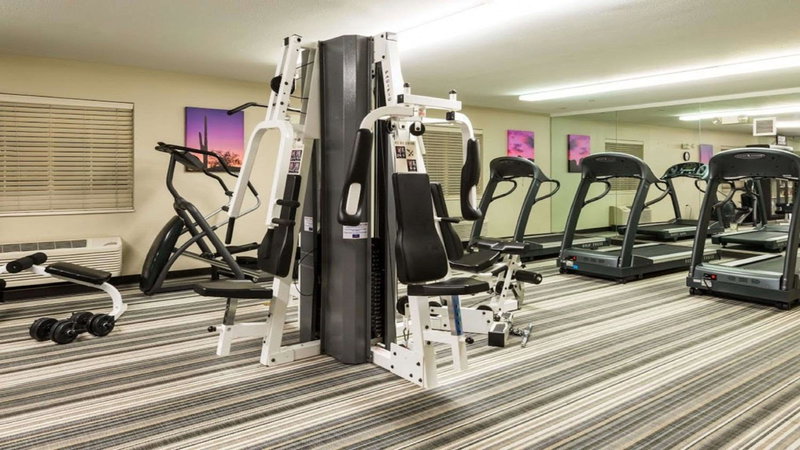 Sonesta Simply Suites Chicago Waukegan, Waukegan, United States
