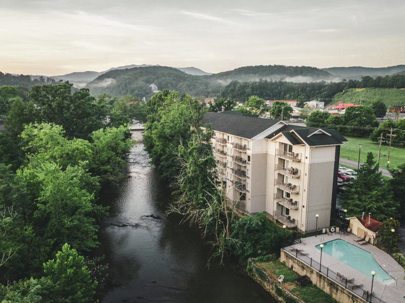 Twin Mountain Inn & Suites, Pigeon Forge, United States
