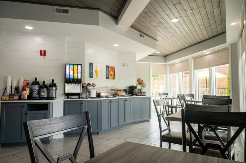 Twin Mountain Inn & Suites, Pigeon Forge, United States