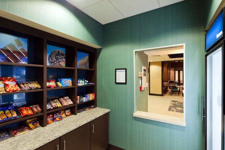 Hampton Inn & Suites Denver Airport / Gateway Park, Denver, United States