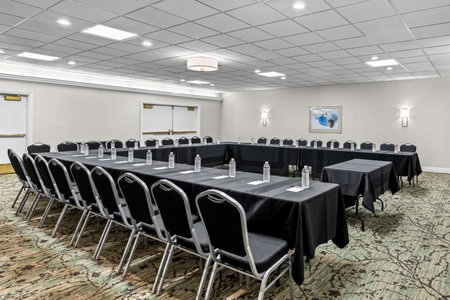 Best Western Plus Puyallup Hotel, Puyallup, United States