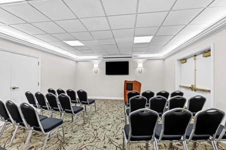 Best Western Plus Puyallup Hotel, Puyallup, United States