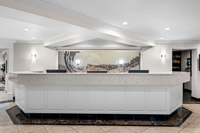 Best Western Plus Puyallup Hotel, Puyallup, United States